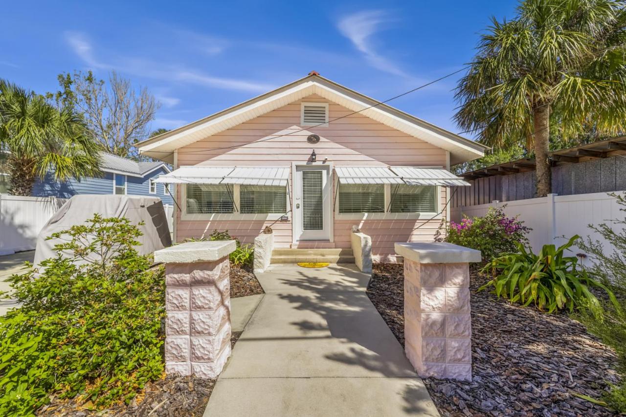 The Pink House — photo 1