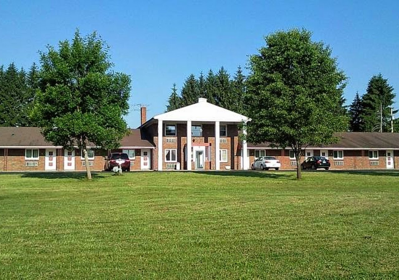 Grove City Inn — photo 1