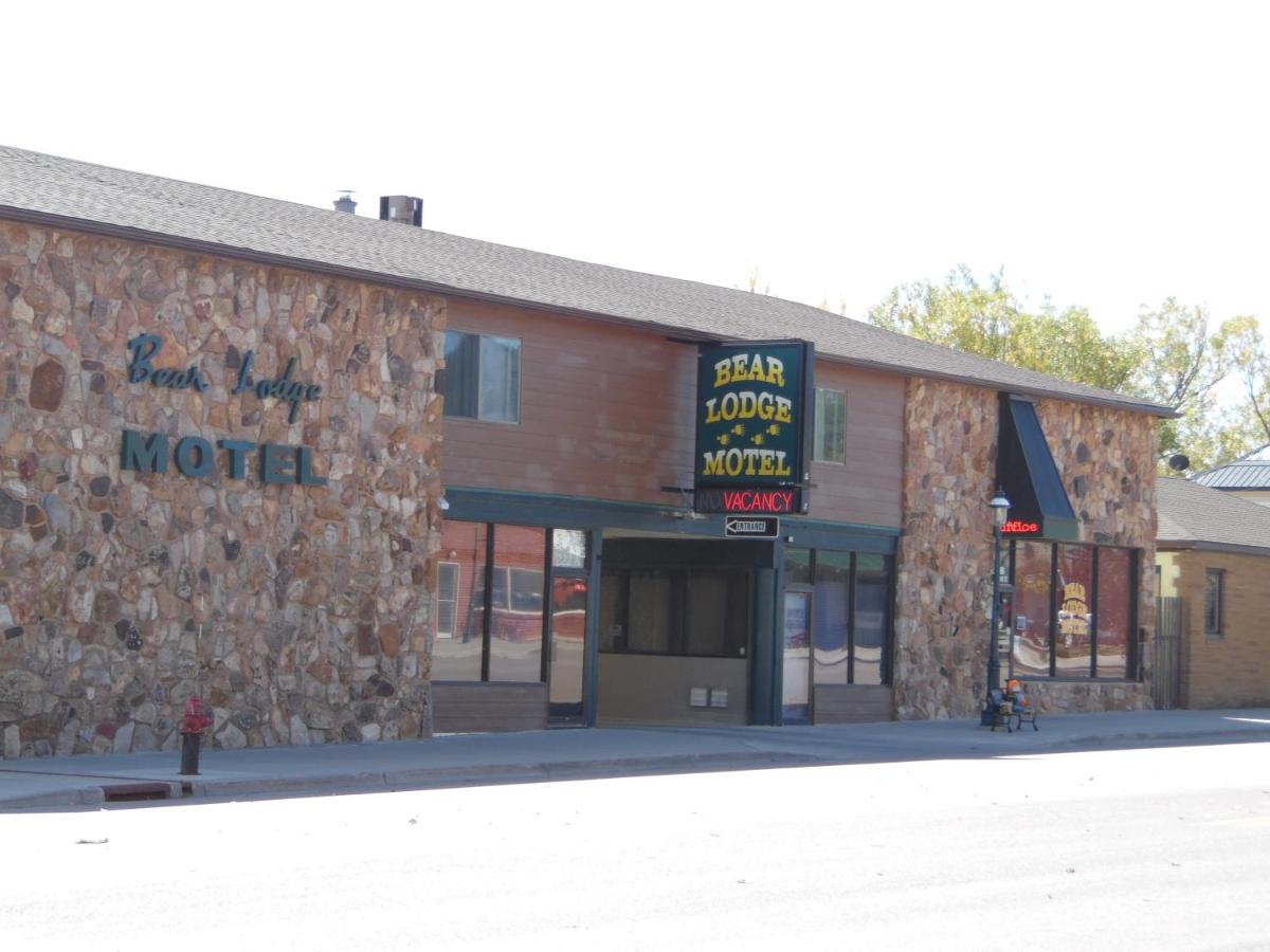 Deer Lodge Motel — photo 1