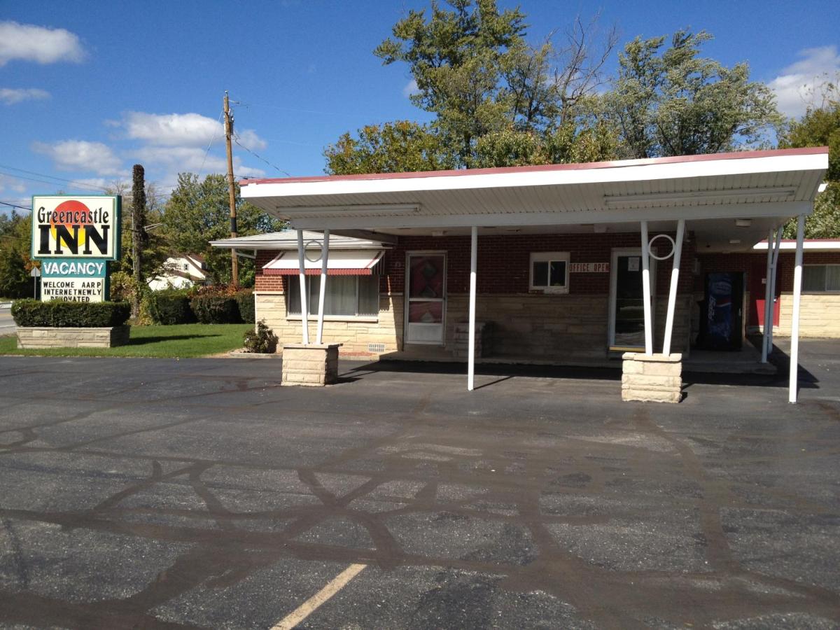 Castle Motel — photo 1