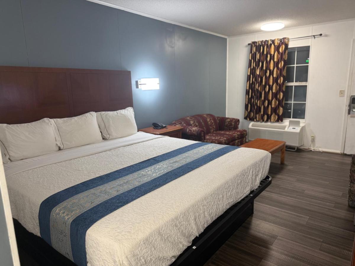Smith Motel — photo 1