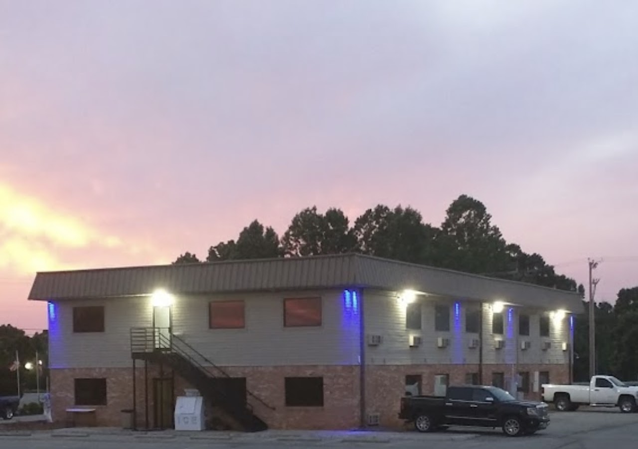 Lake Inn — photo 1
