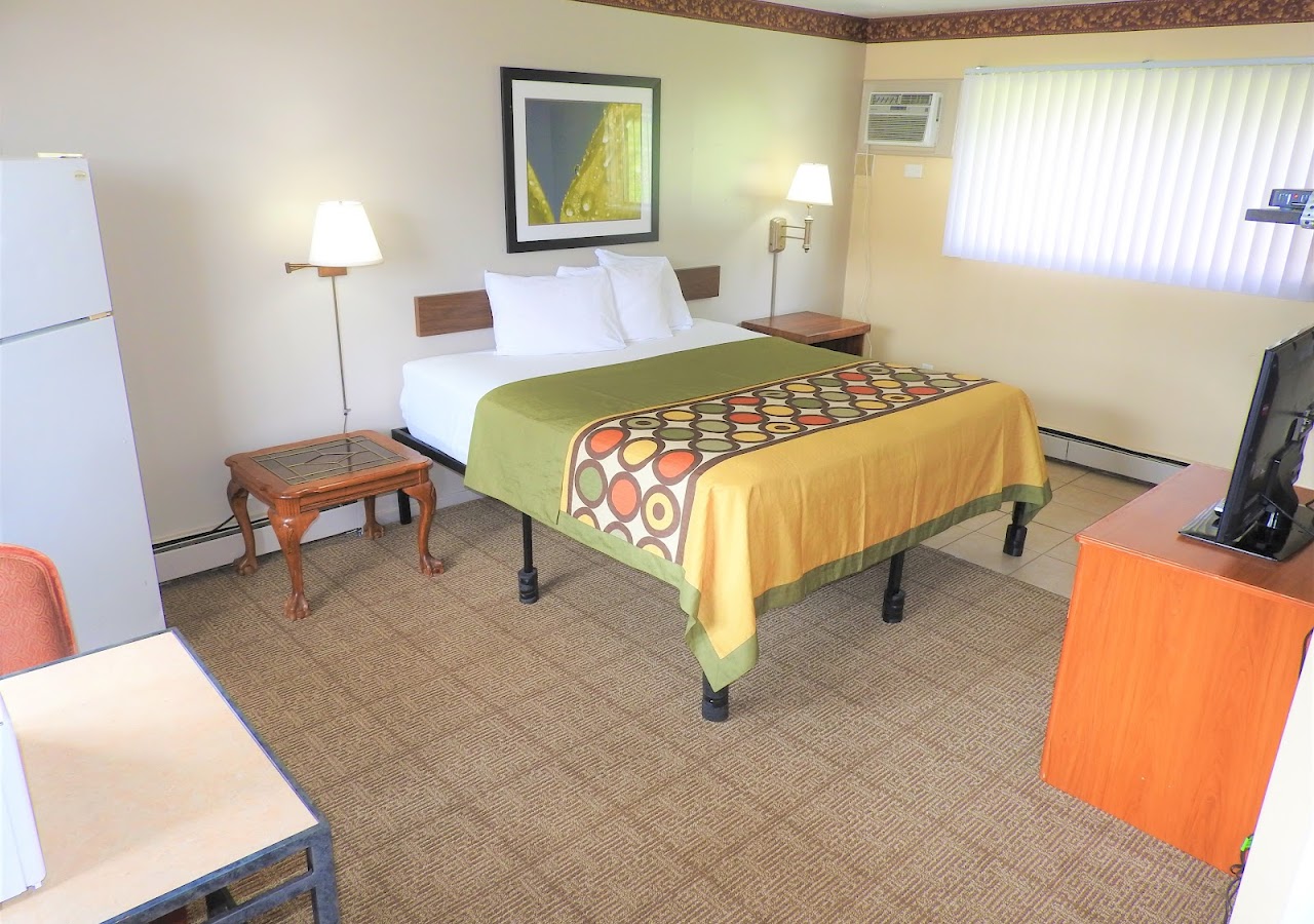 Country Meadow Inn — photo 1