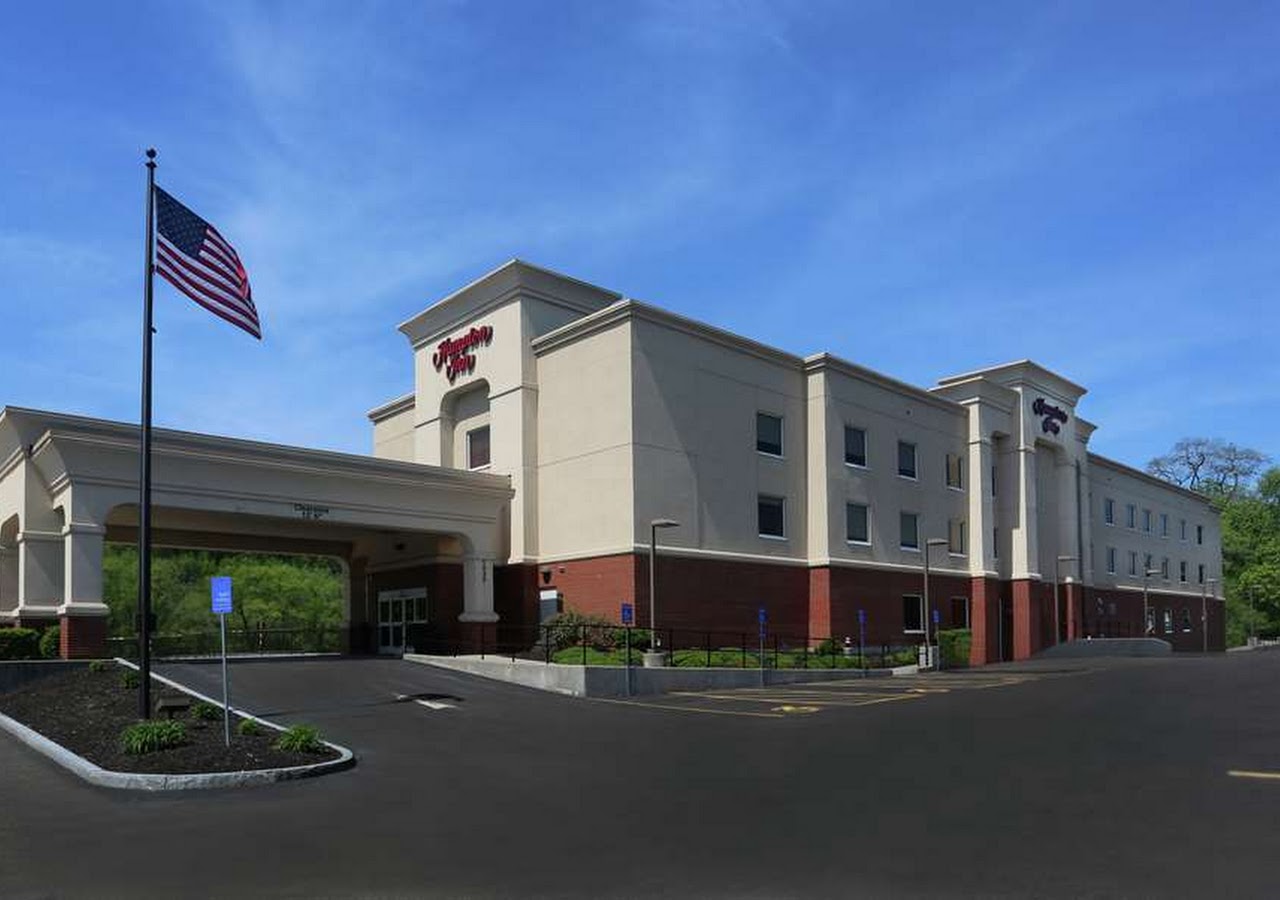 Owego Treadway Inn & Conference Center — photo 1