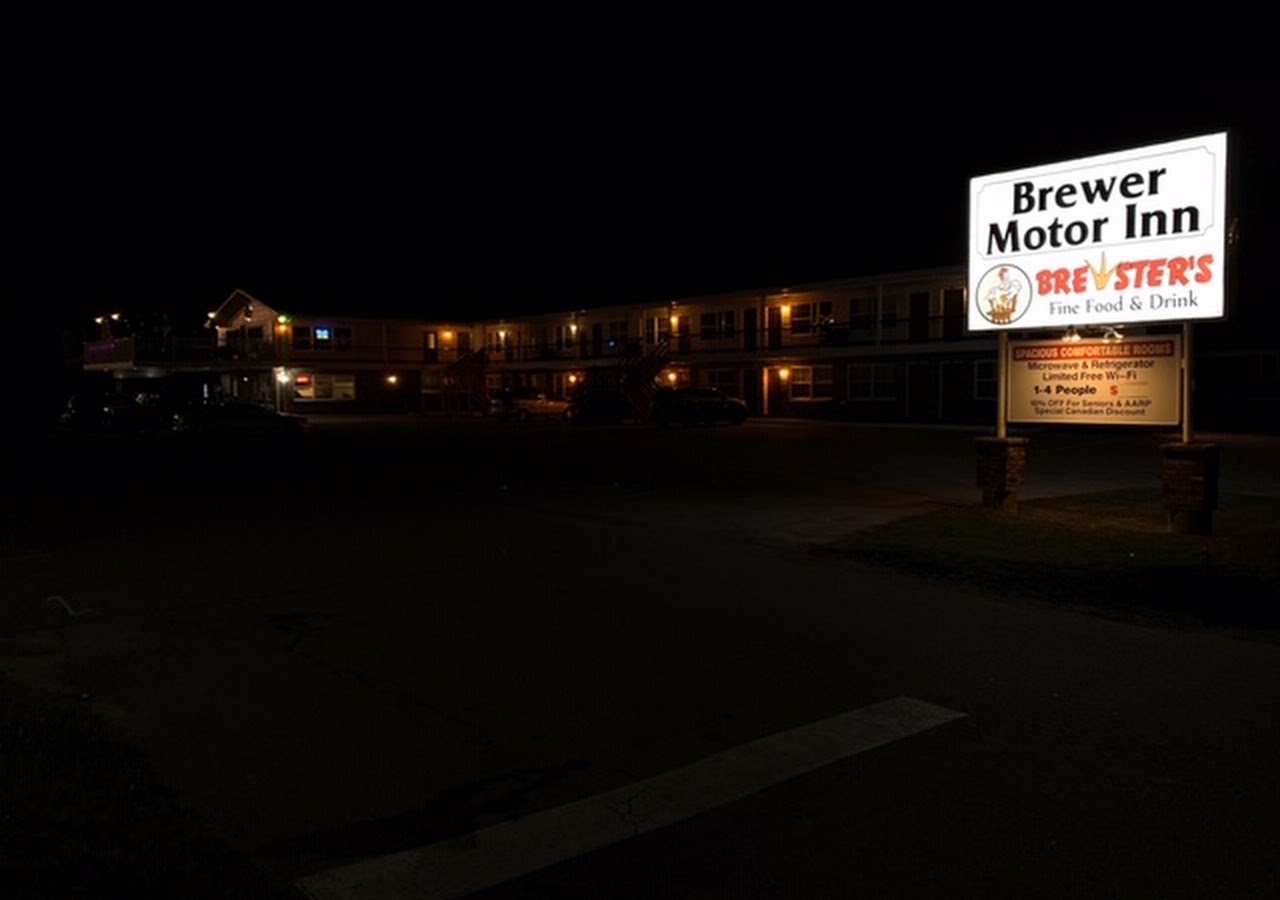 Brewer Motor Inn — photo 2