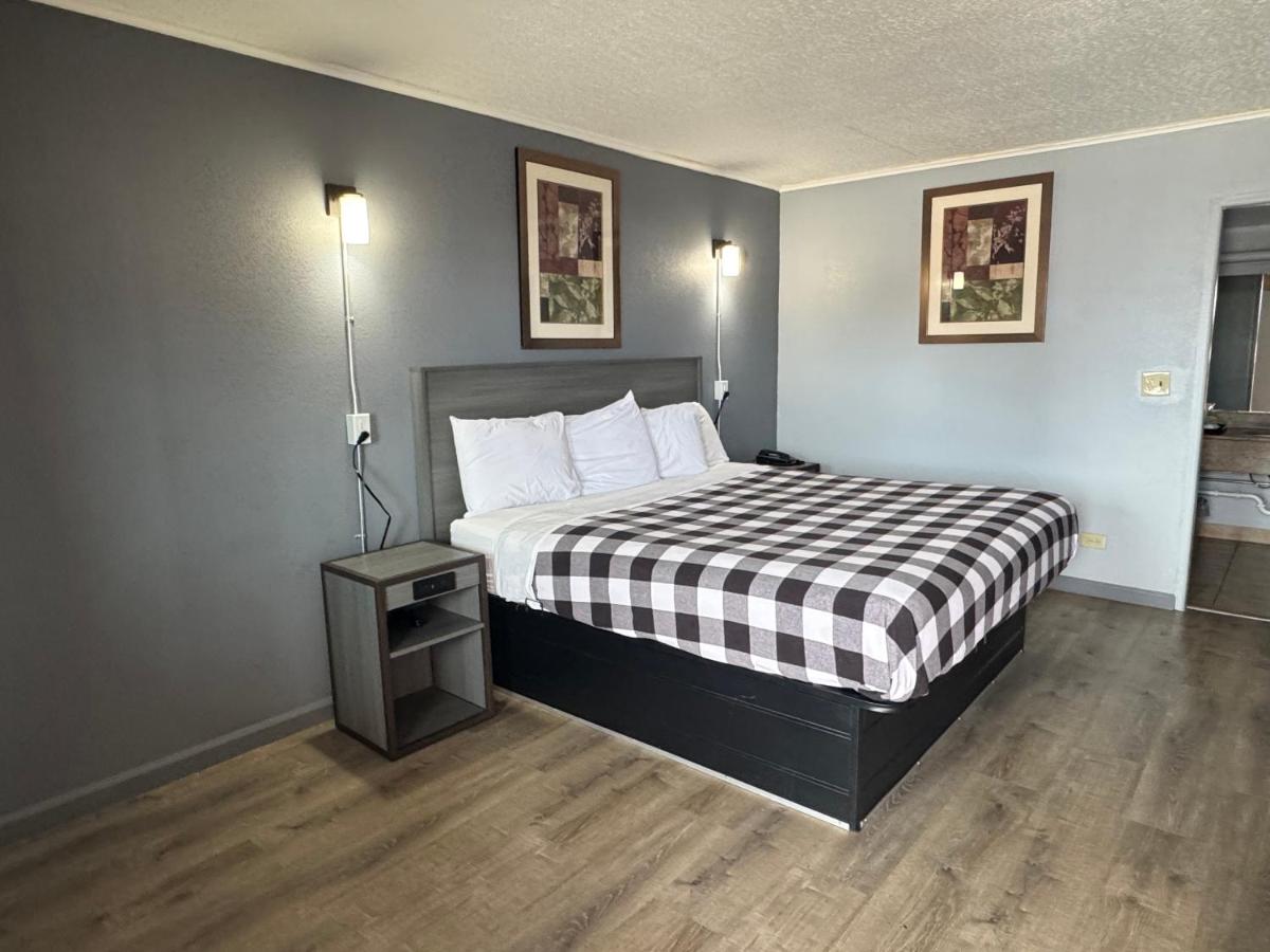 Travel Inn — photo 1