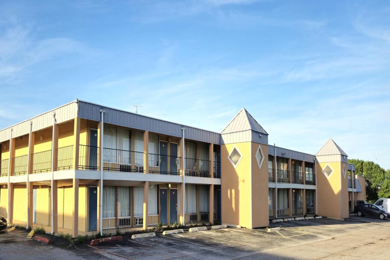 Economy Inn Lawton — photo 1