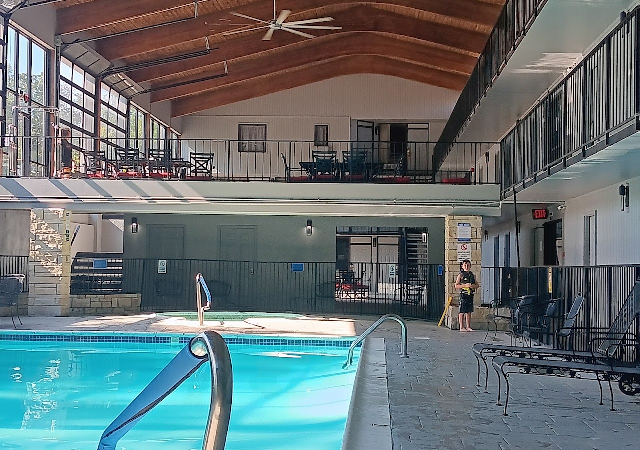 Norfork Lake Ozark Mountain Lodge — photo 3
