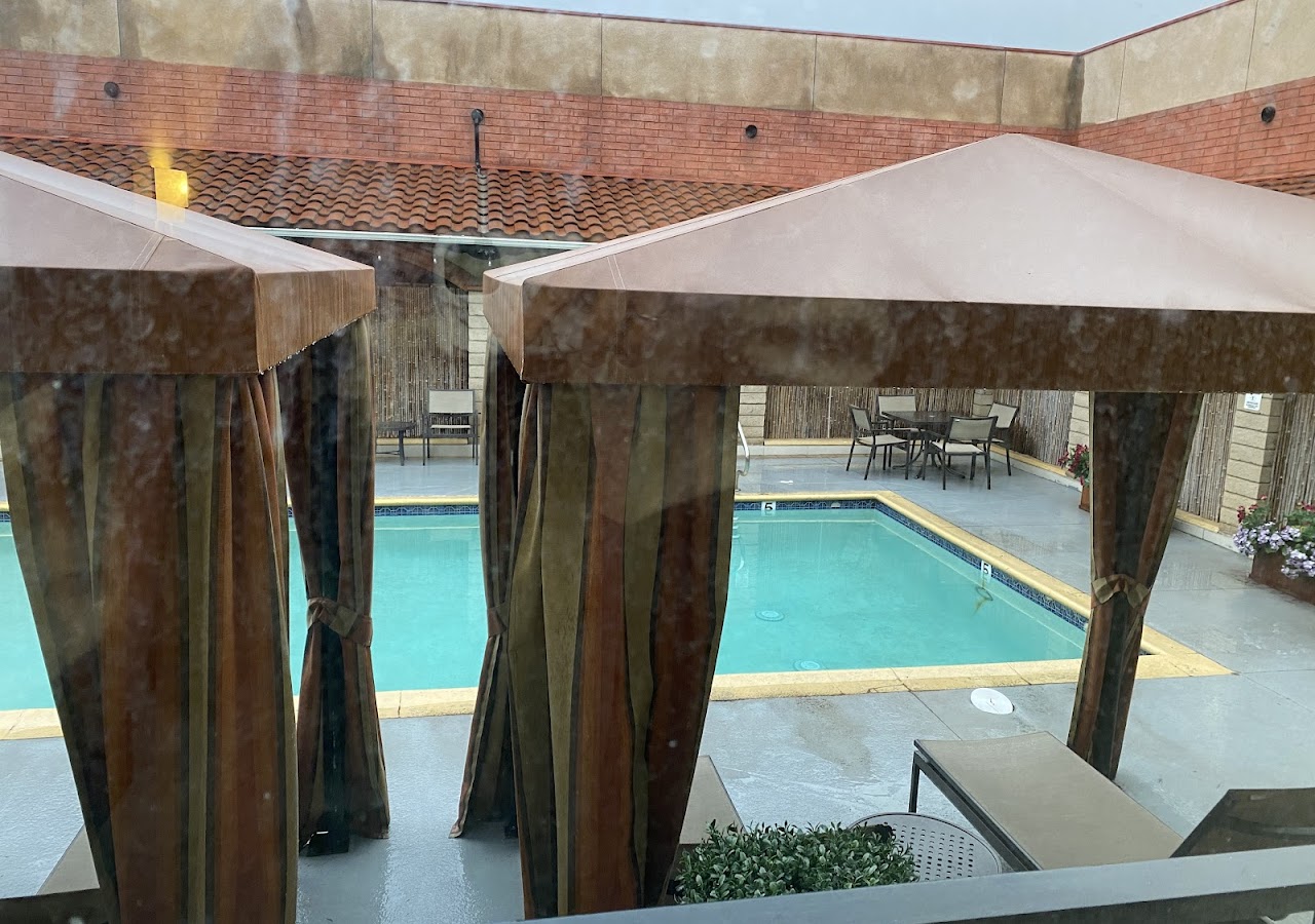 The Alhambra Hotel — photo 2