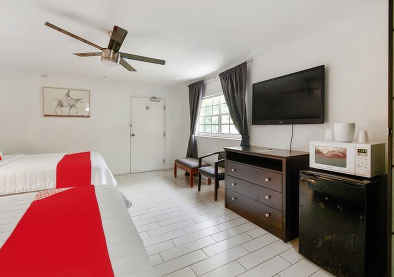Gables Cove Hotel — photo 2