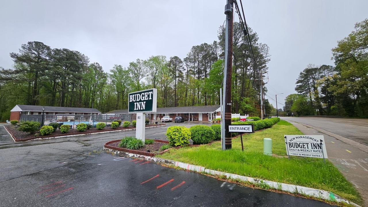 Budget Inn — photo 1