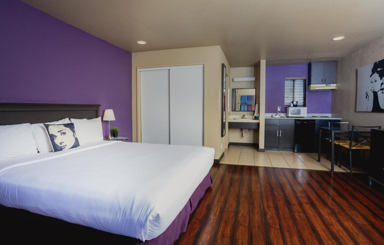 Alura Inn — photo 1