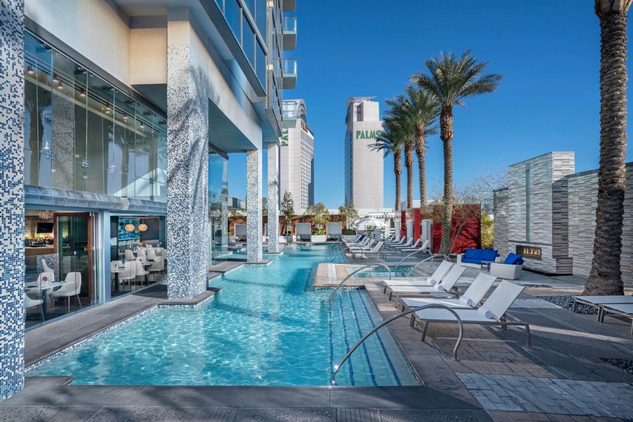 Palms Place Hotel and Spa — photo 1