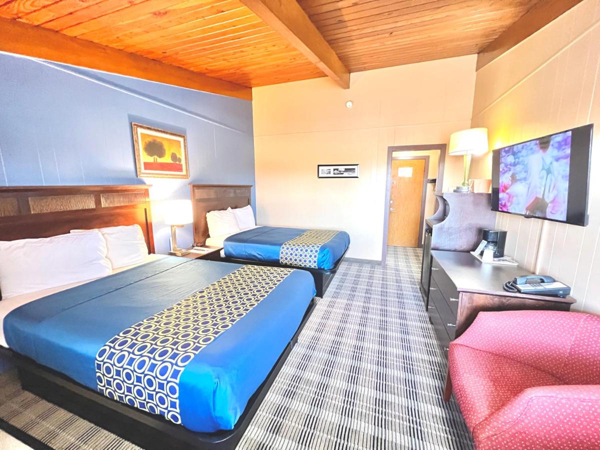 Thomas Motel — photo 1