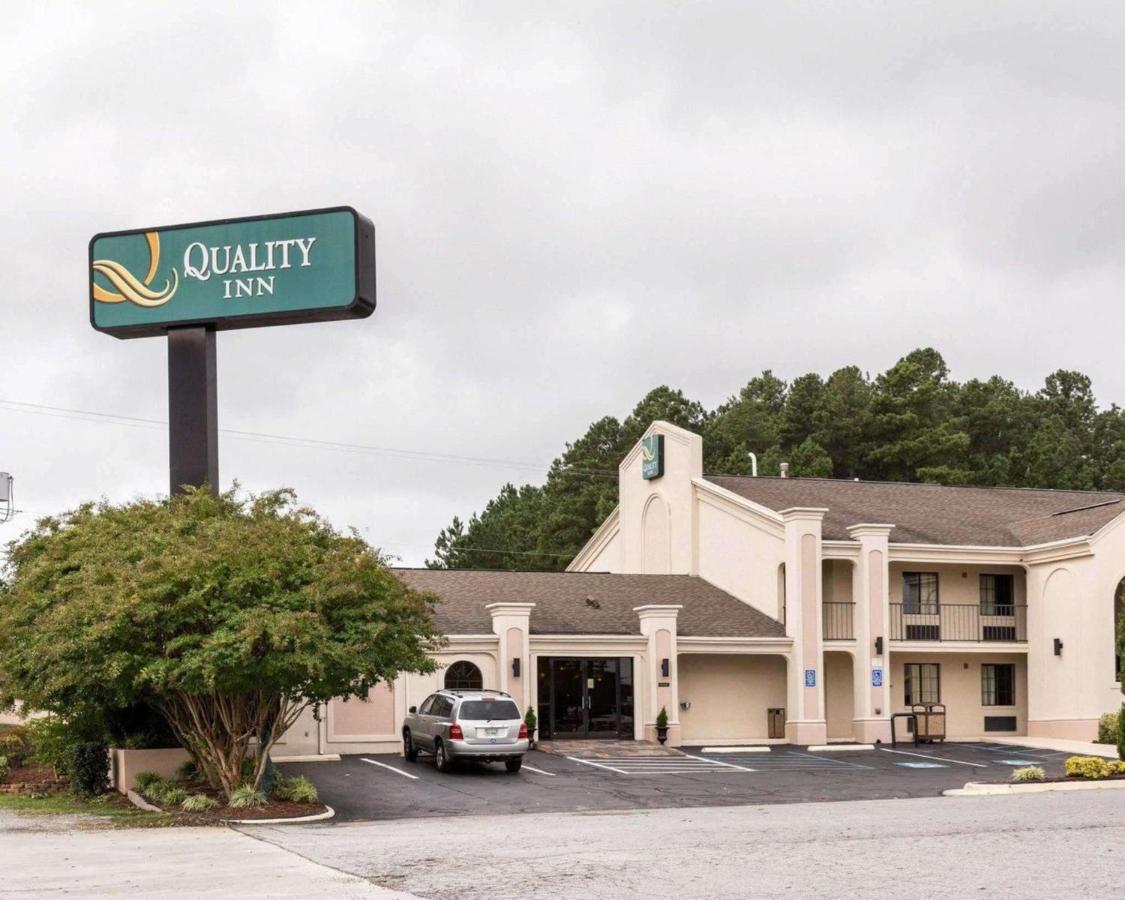Greenwood Inn — photo 1