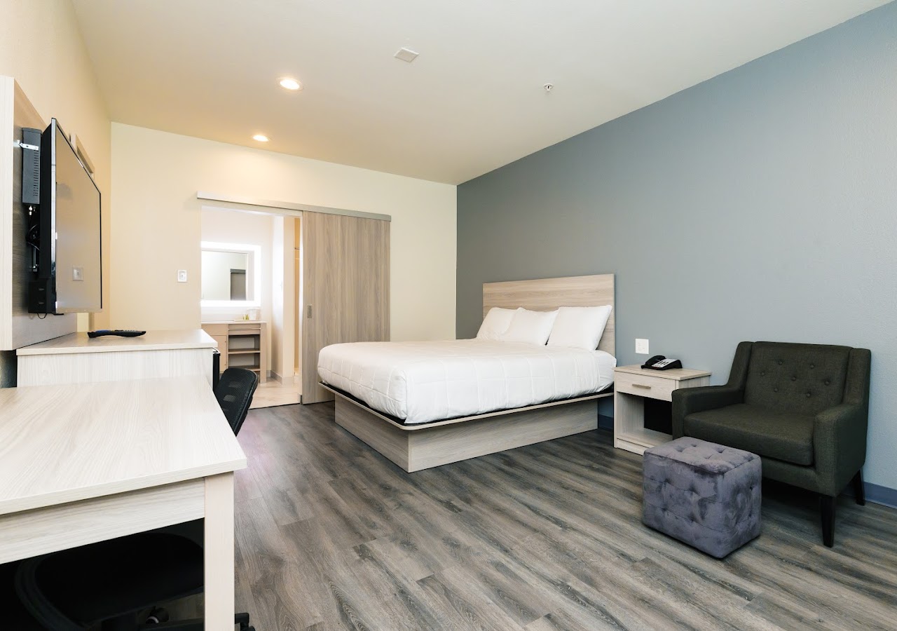 Palace Inn Baytown @ Harrison st — photo 2