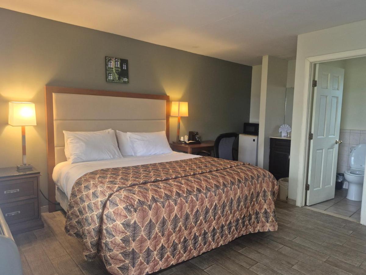 Maple Leaf Motel — photo 1