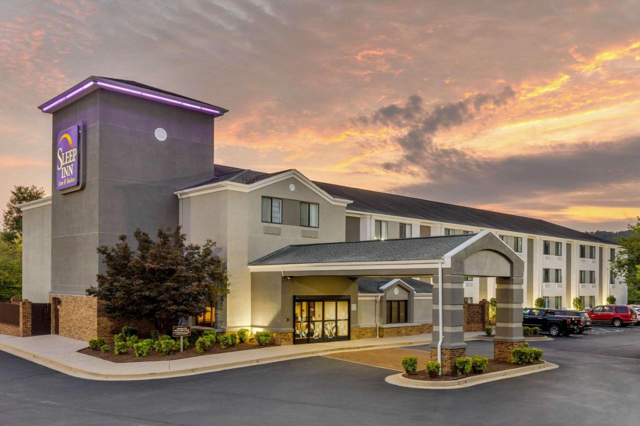 Park n' Stay Inn — photo 1