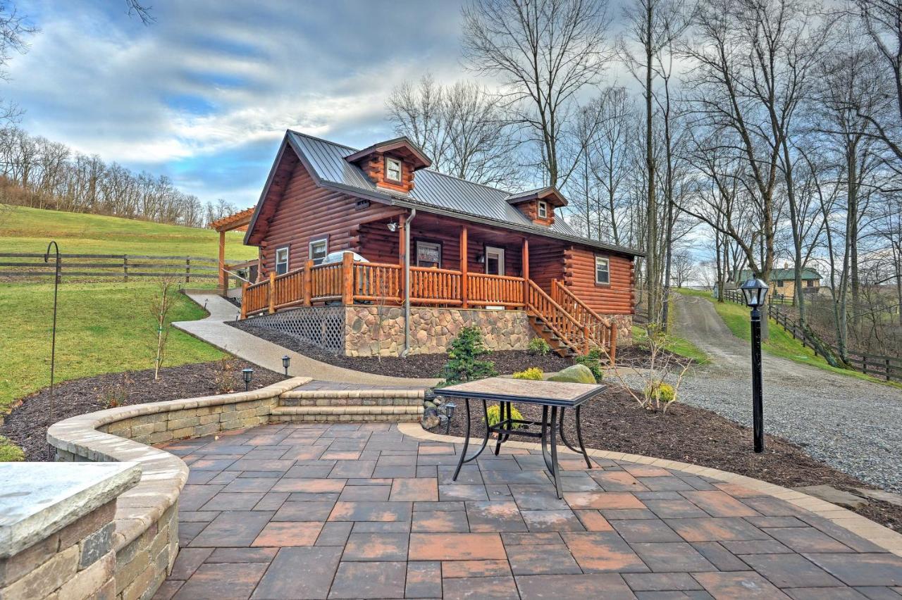 Yeowza Resort Lakefront Log — photo 1