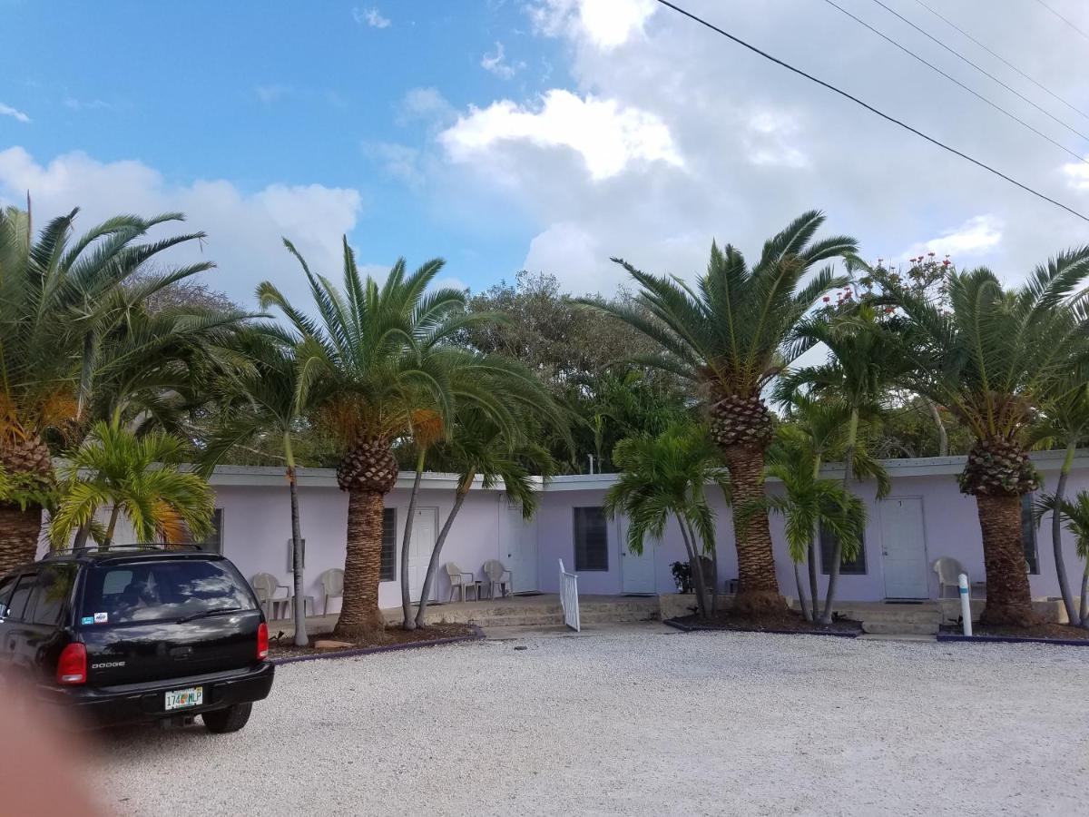 Siesta Motel — photo 1