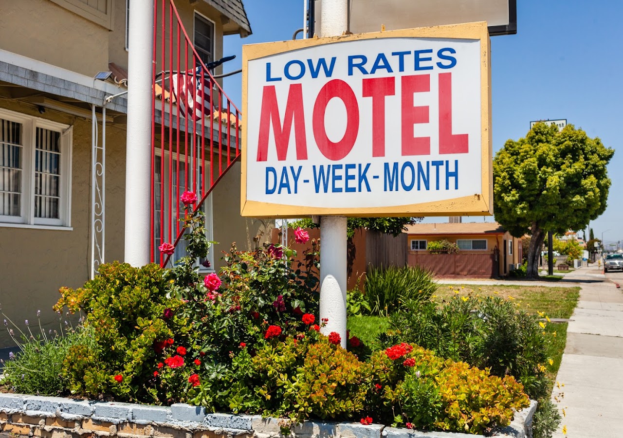 The Oaks Motel — photo 2