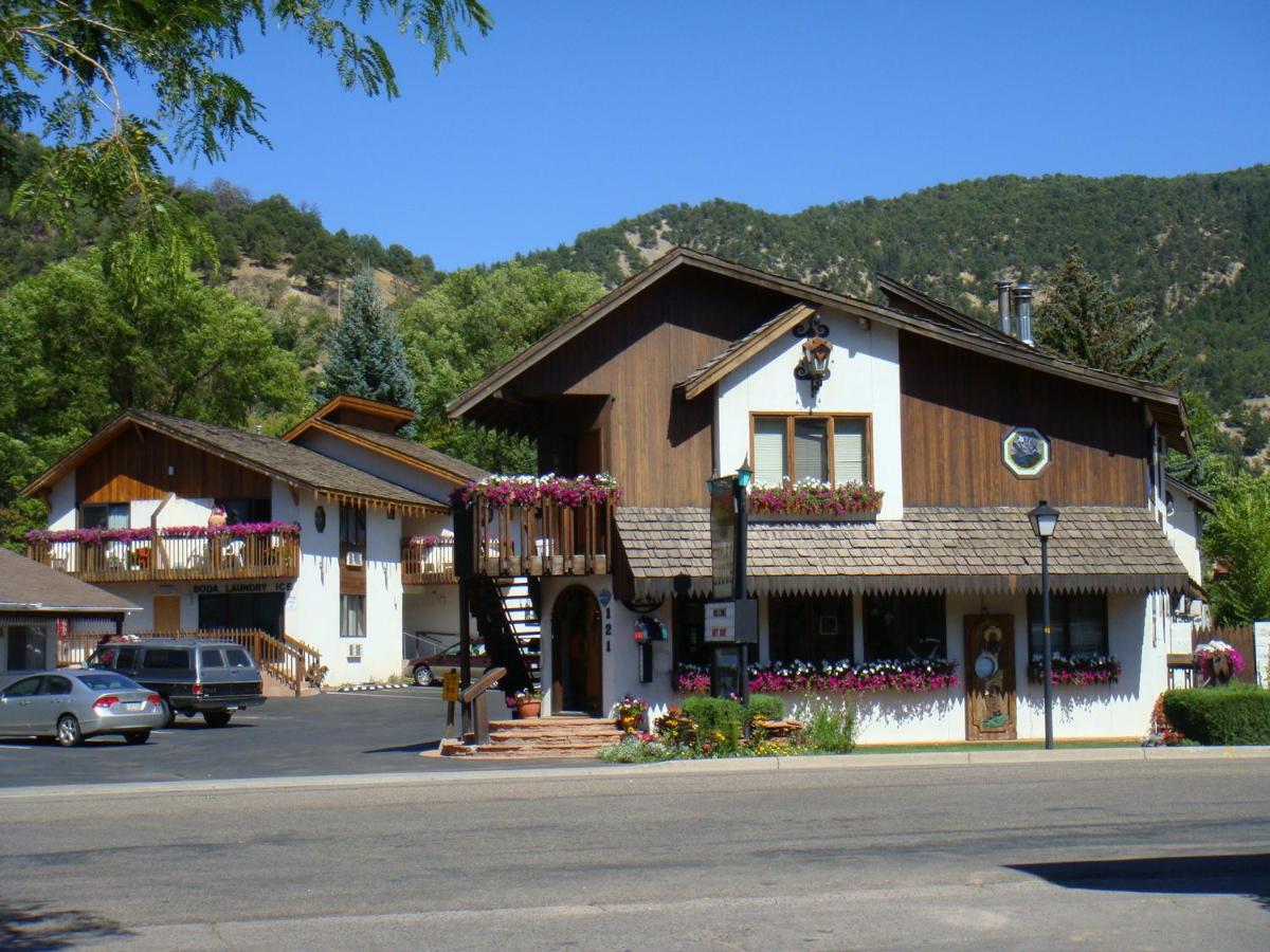 Starlight Lodge — photo 1