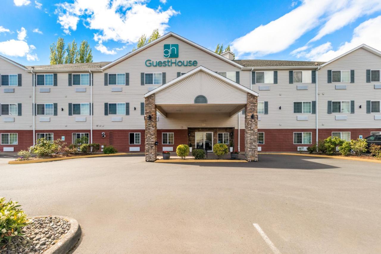 GuestHouse Inn & Suites Kelso/Longview — photo 1