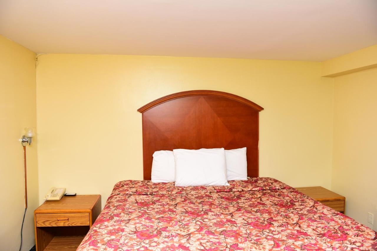 Route 62 Motel — photo 1
