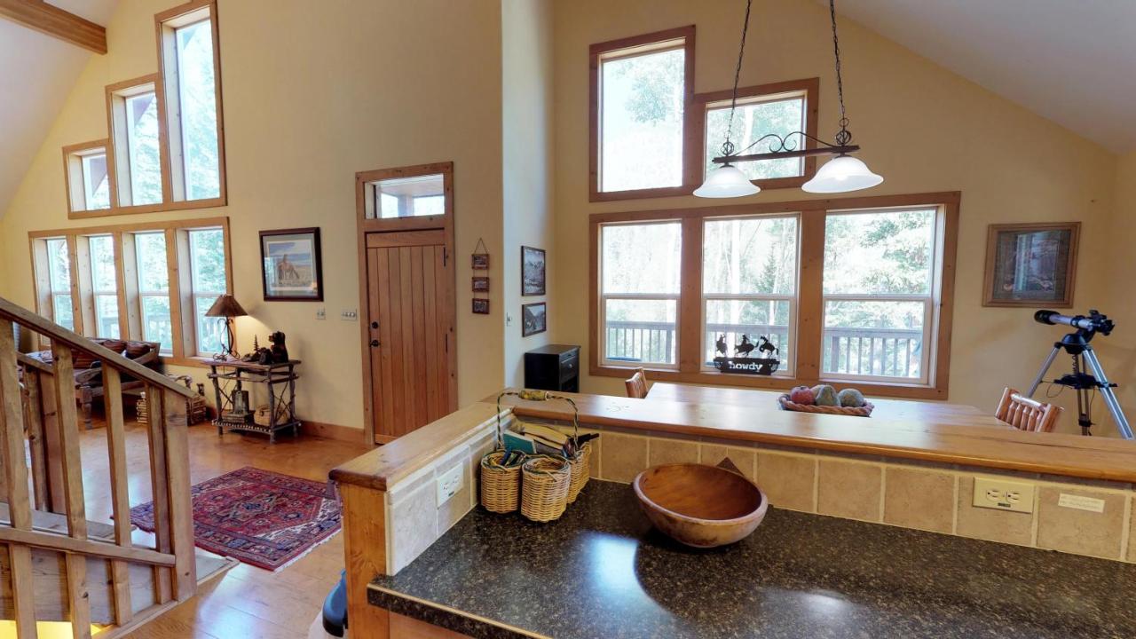 Aspen Mountain Lodge In Red River Nm — photo 1