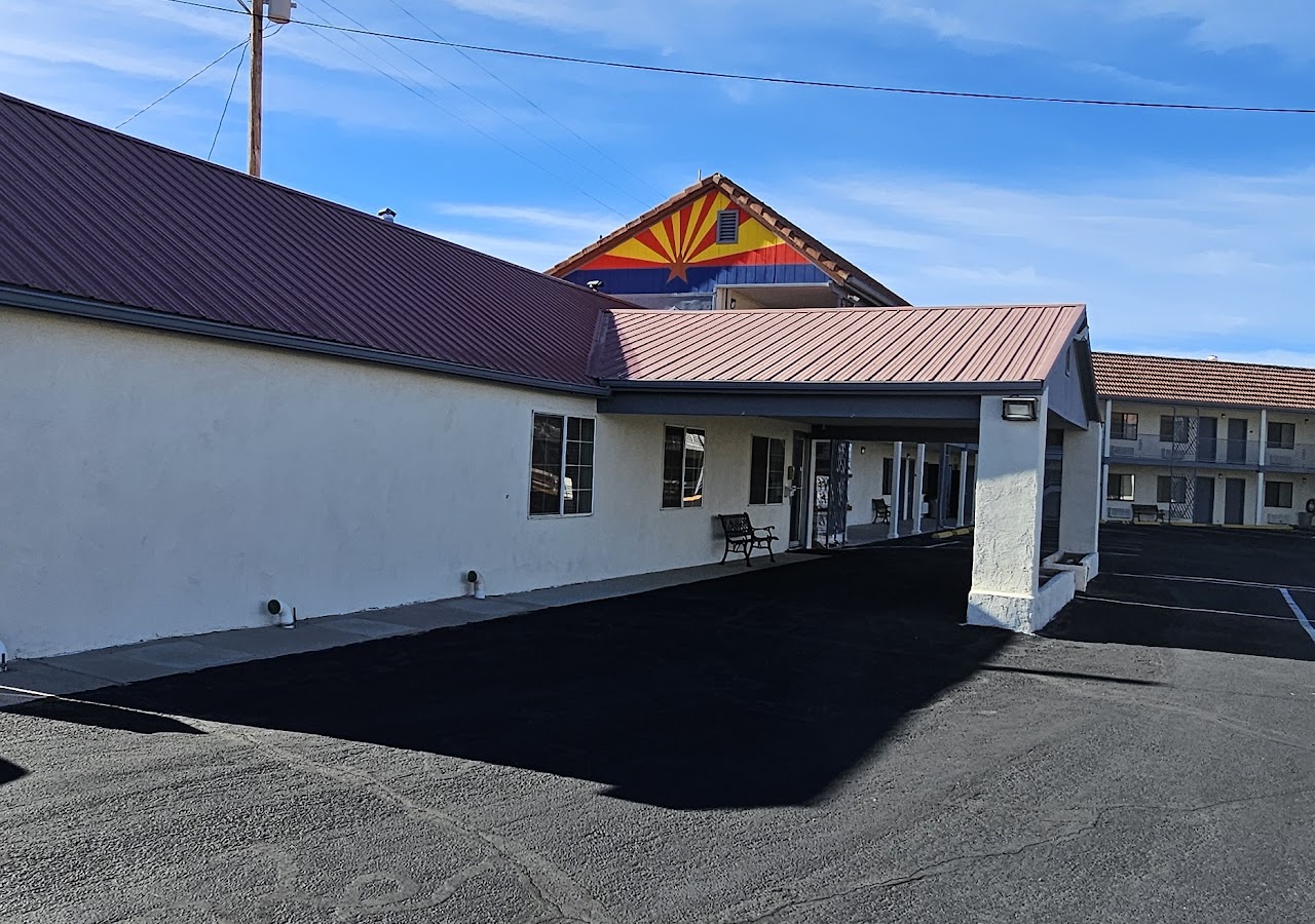 Travel Inn & Suite — photo 1