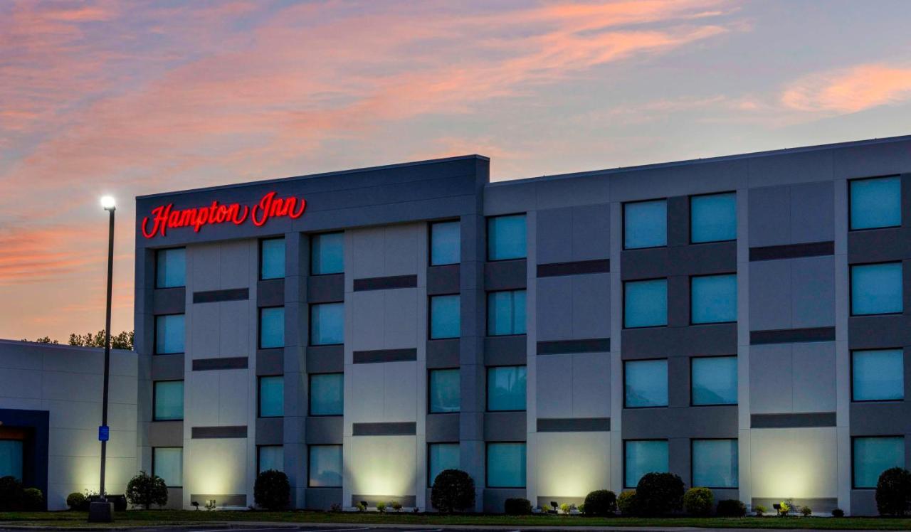 Country Hearth Inn & Suites Kinston — photo 1