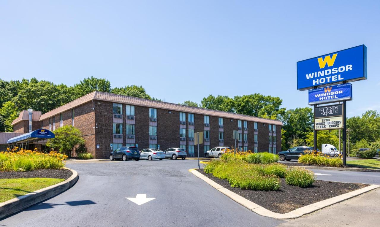 Town House Motel — photo 1