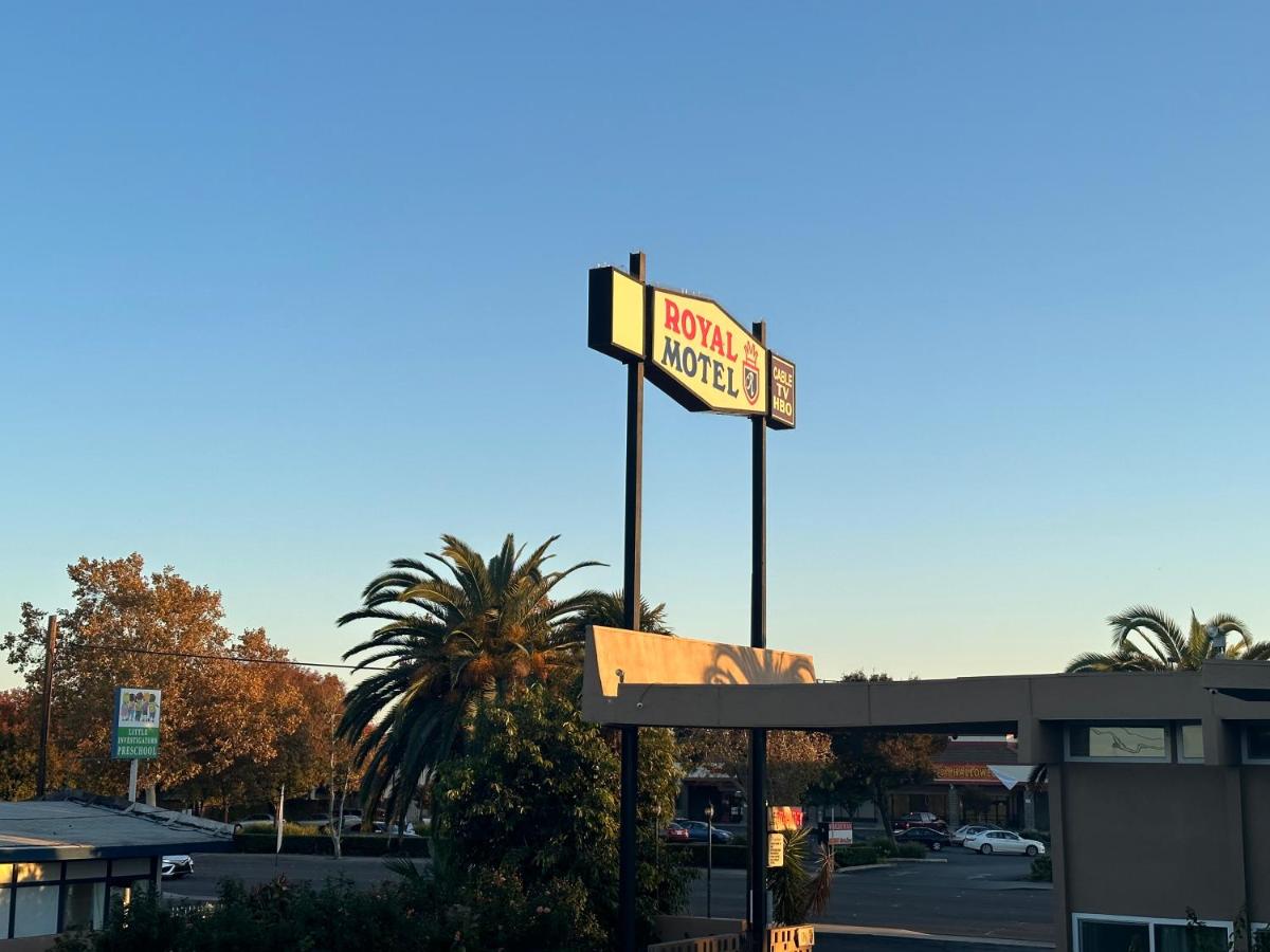 Royal Motel — photo 1
