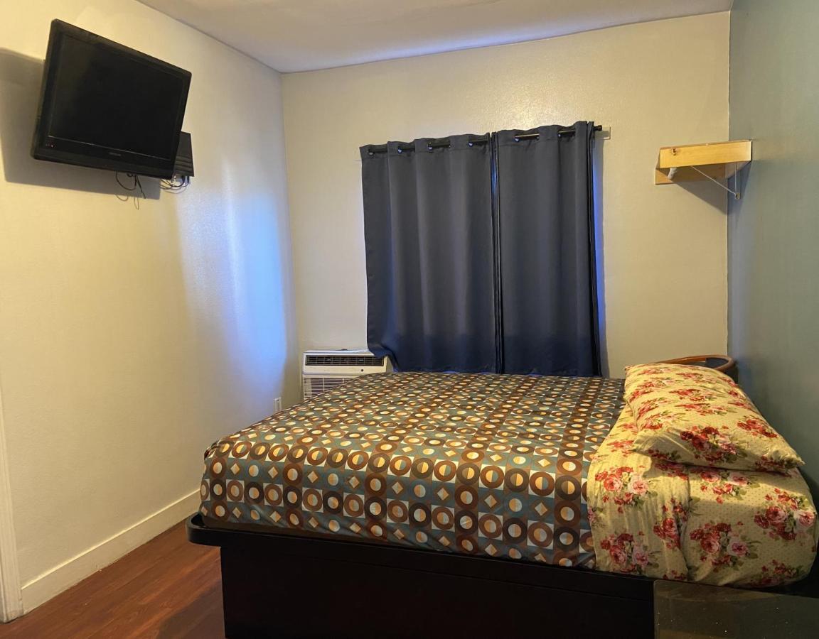 Unity Hotel — photo 1