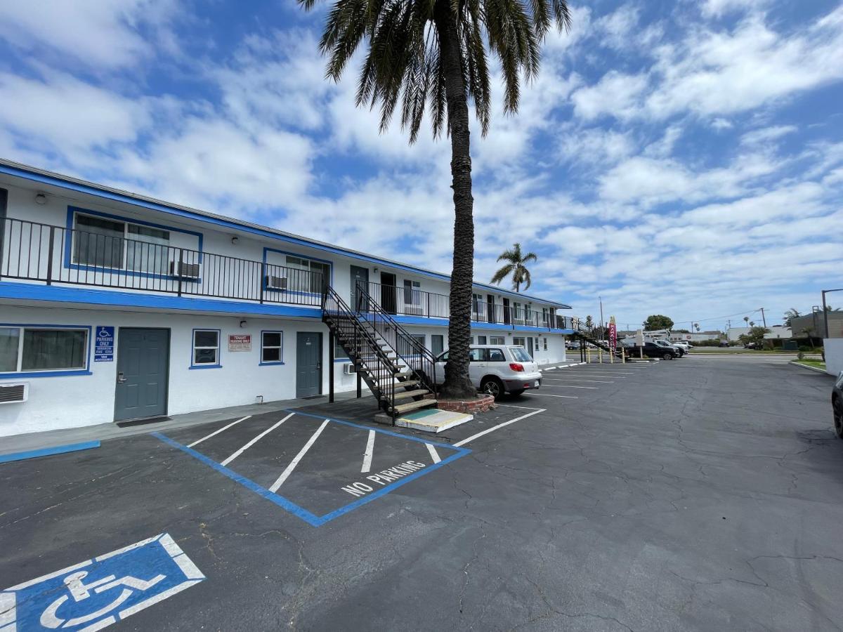 Sunny Sands Inn — photo 1