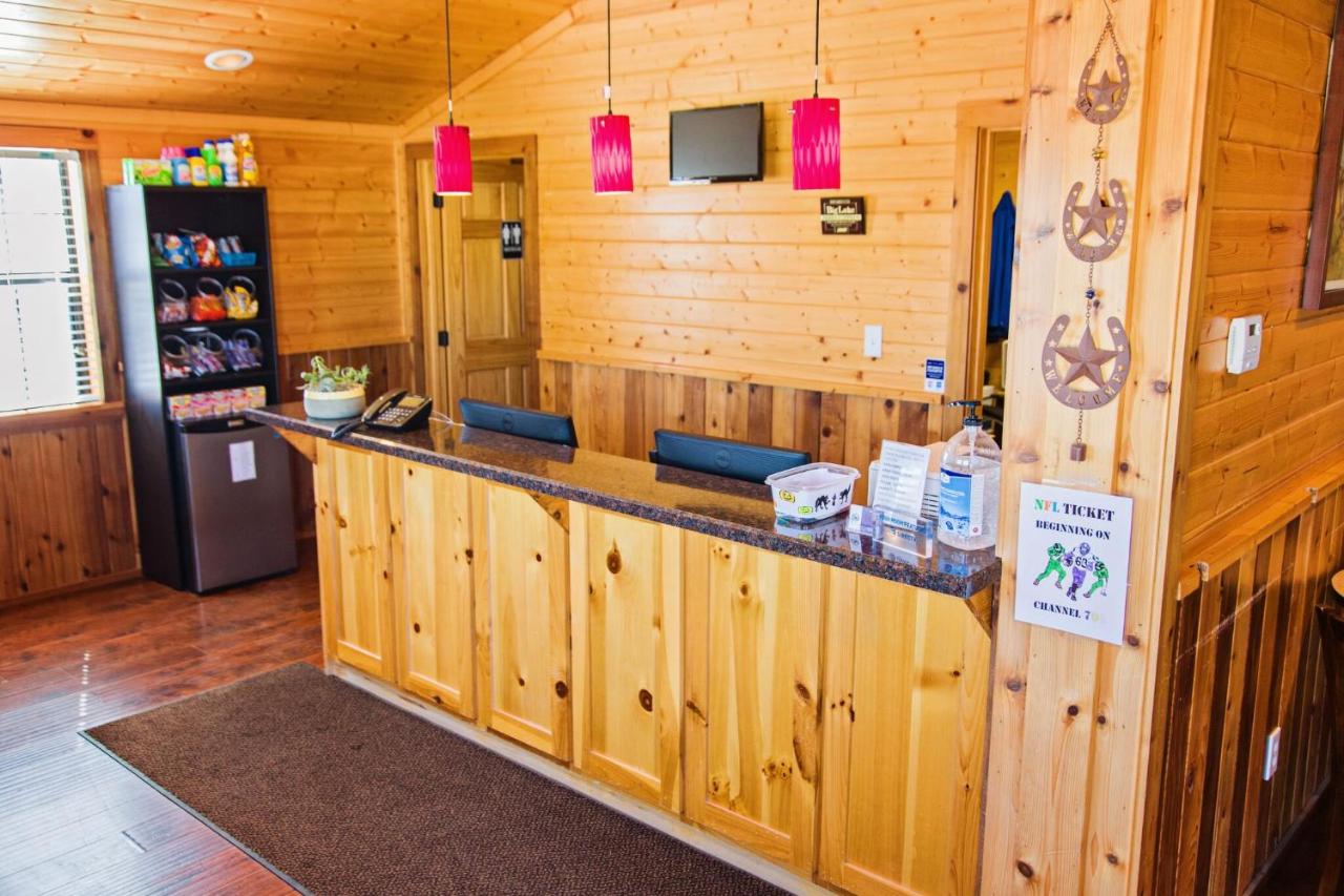 lone star lodge — photo 1