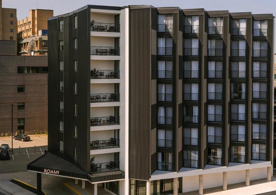 Roami at The Fitz — photo 1
