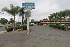 Civic Center Inn & Suites — photo 1