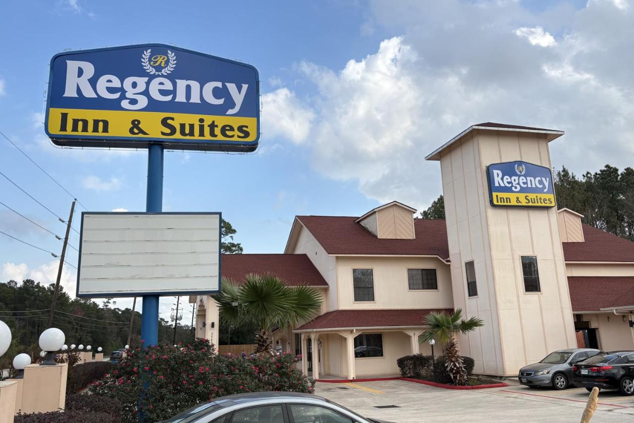 REGENCY INN & SUITES — photo 1