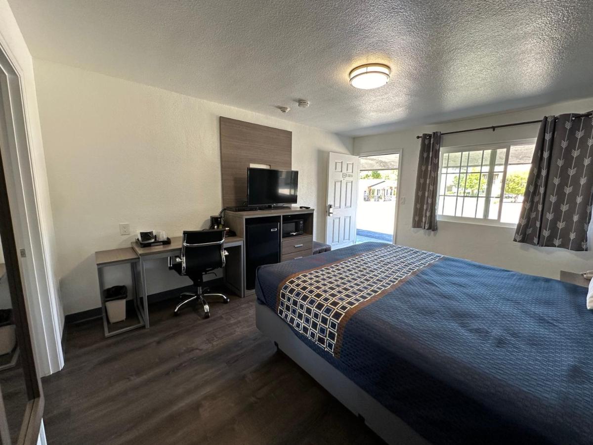 Sands Motel — photo 1