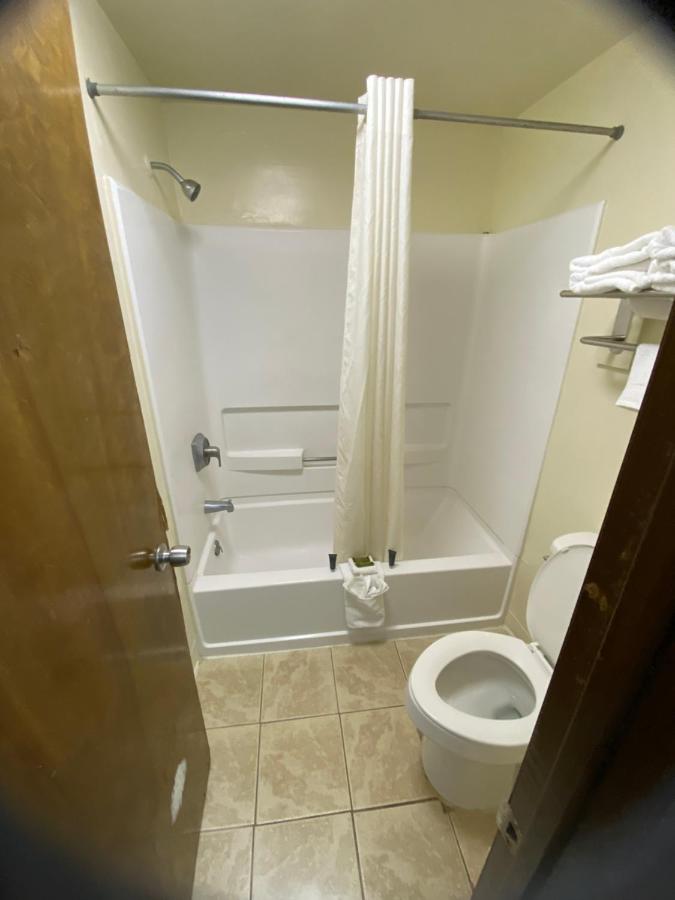 Havelock Inn & Suites — photo 1