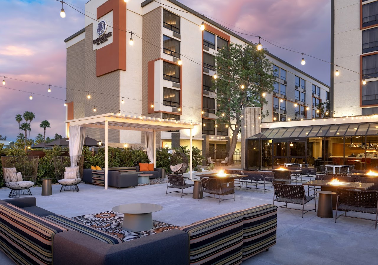 Village Lodge San Bernardino — photo 1