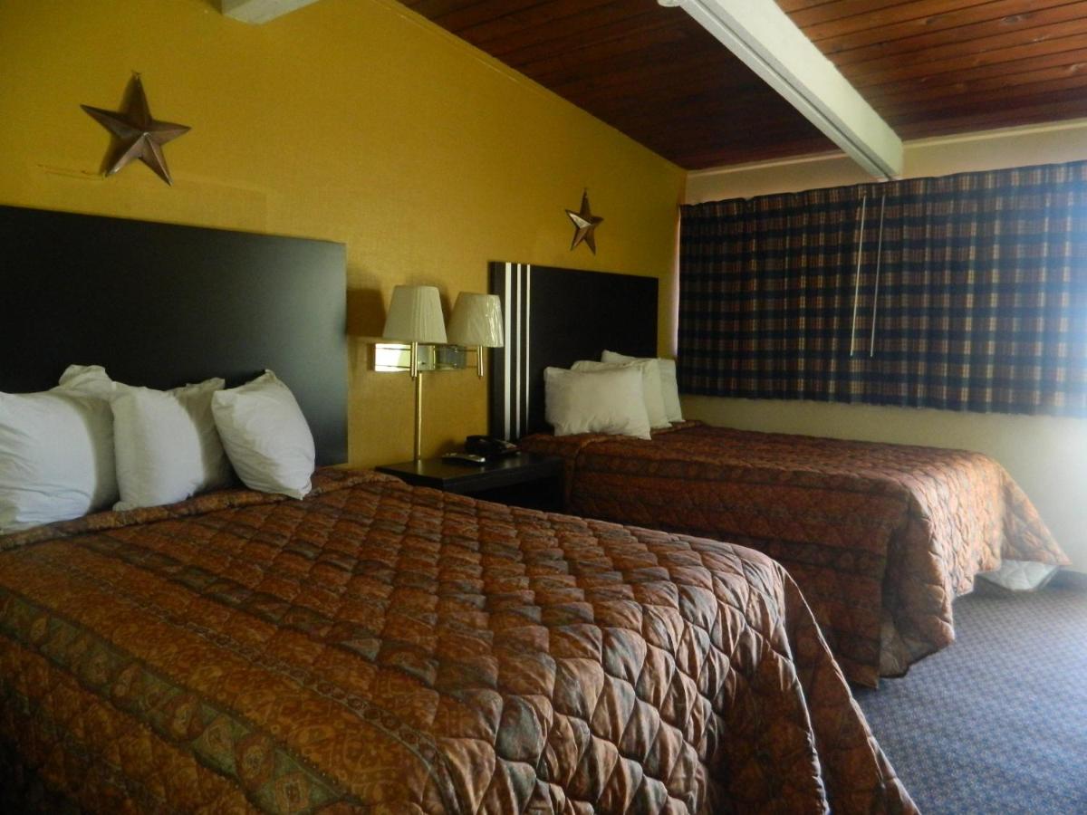 Freer Motel — photo 1