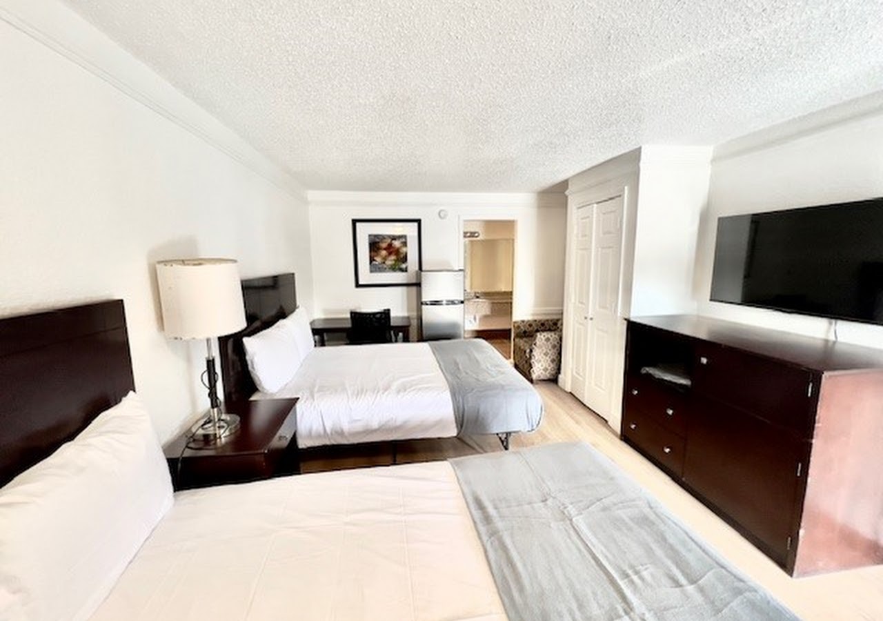 Tonight Inn & Suites — photo 2