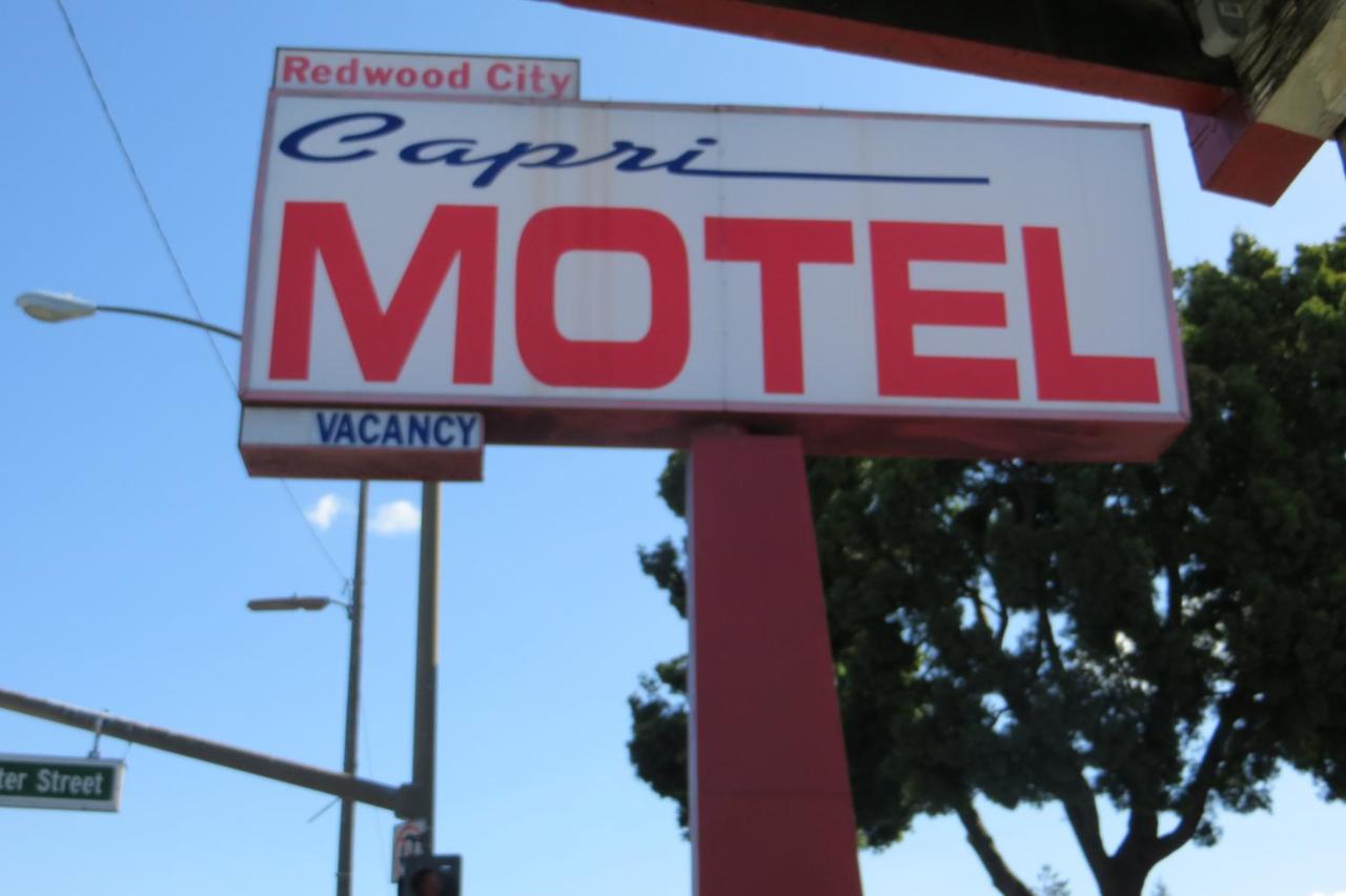 Capri Motel — photo 1