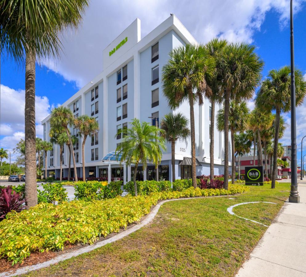 B&B Hotel Miami Airport — photo 1