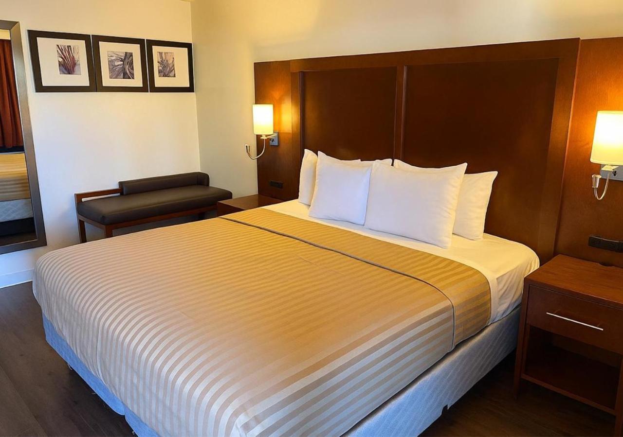 Valley Inn — photo 1