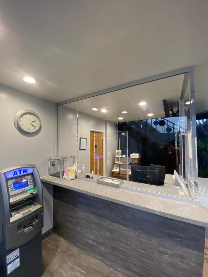 The Sandman Motel — photo 1