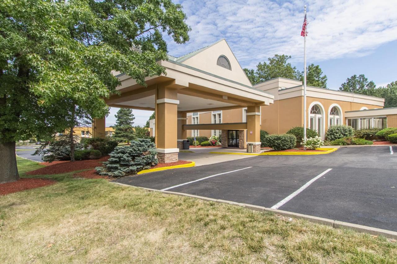 GreenRidge Hotel — photo 1