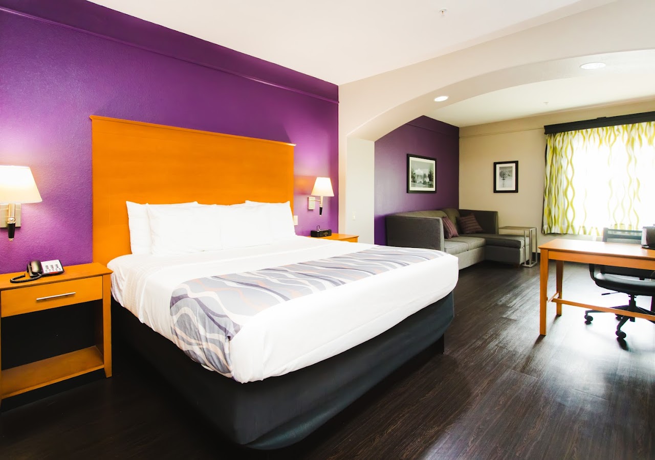 Palacio Royale Inn Signature Katy — photo 2